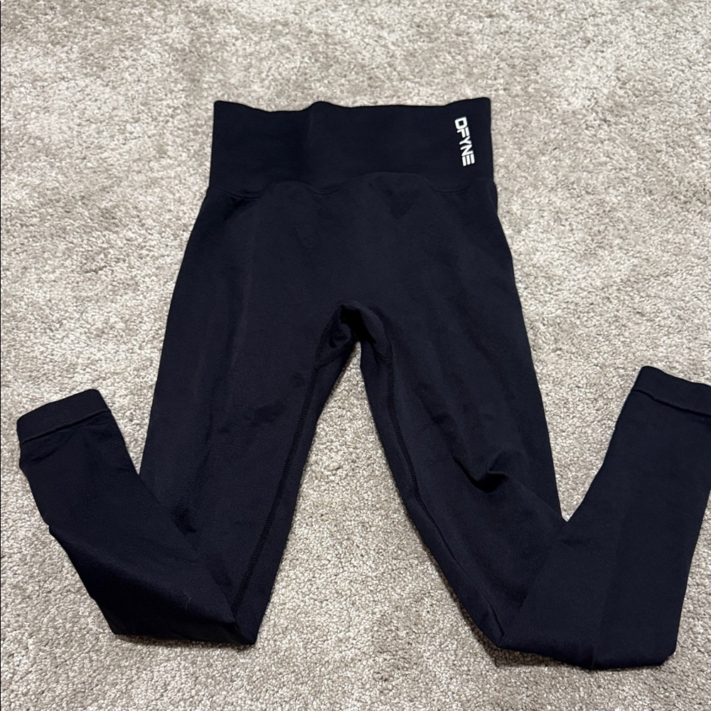 DKNY Black High-Rise Leggings size small